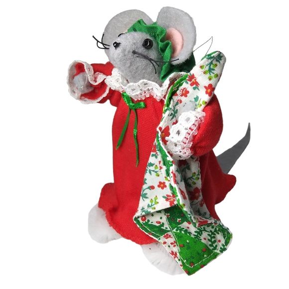 Rare Mary Kay Christmas Ornament Mouse Red Green Blanket Gray Dress 1992 HTF - Picture 1 of 10
